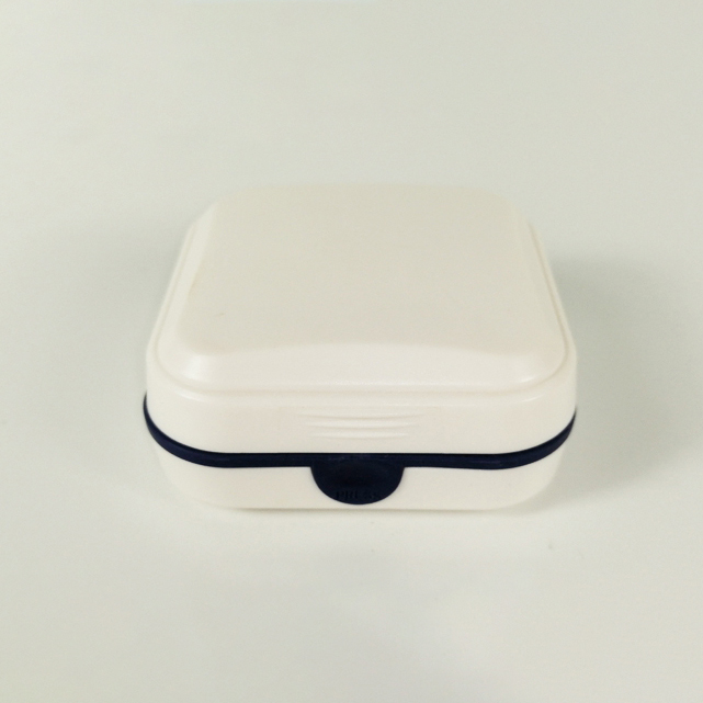 Portable Hearing Aid Hard Case with Battery Container New Design Carrying Earphone Storage Solution product detail
