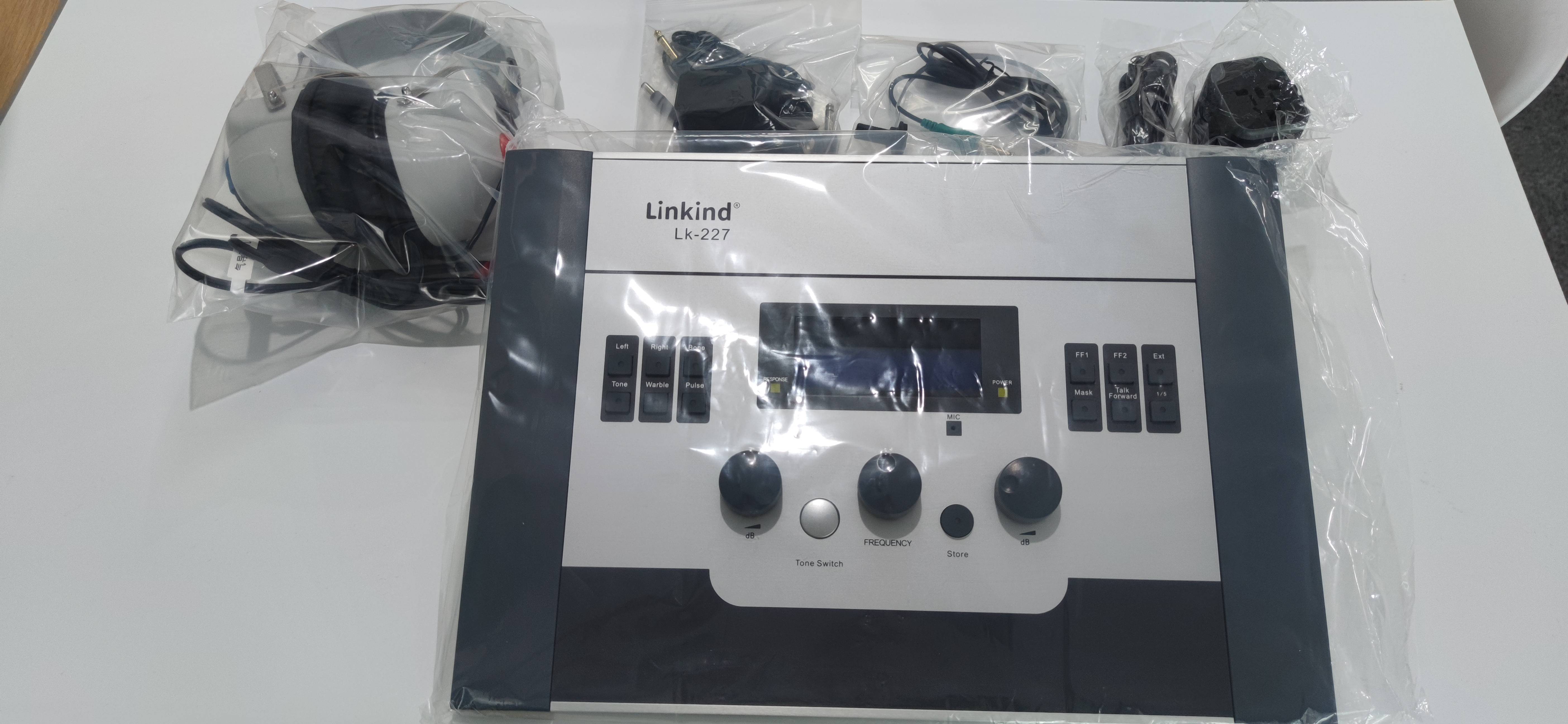 Hearing for Device Equipment Machine Tool Audiometer DC 15V 2 Separate Channels for ENT Clinic Hospital Center product detail