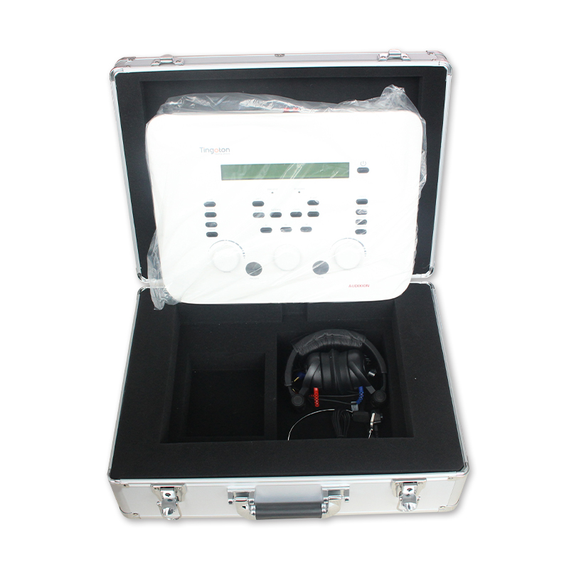 Digital Pure Tone Audiometer for Clinical Hearing Assessment product detail