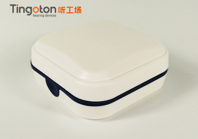 Portable Hearing Aid Hard Case with Battery Container New Design Carrying Earphone Storage Solution product detail
